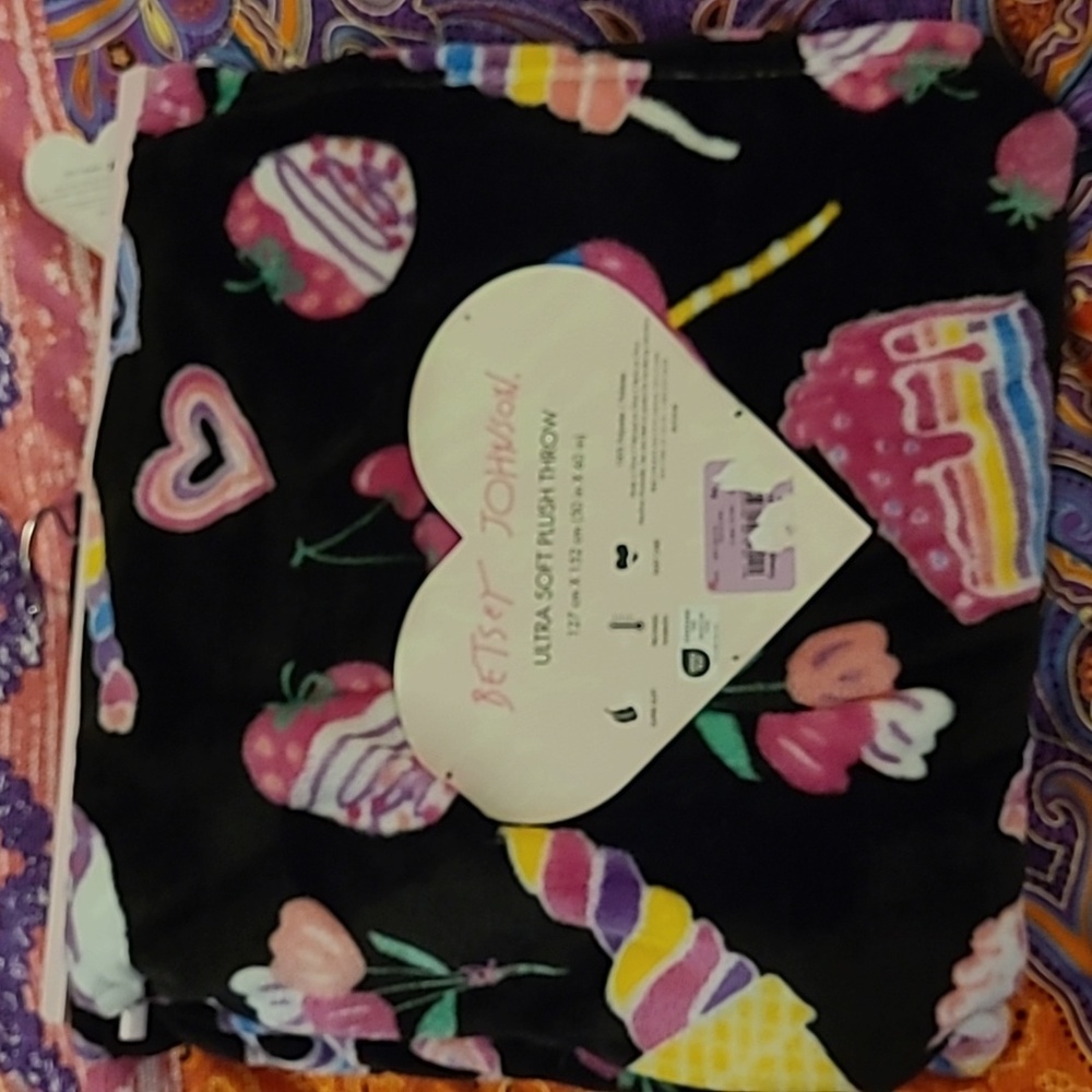 NWT Betsey Johnson Plush Throw